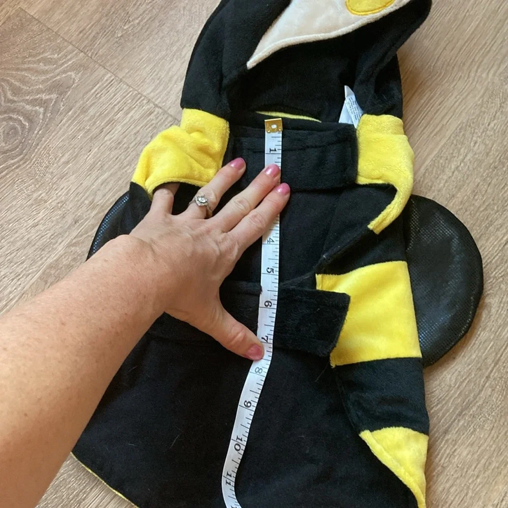 Small dog Halloween bumblebee costume, new